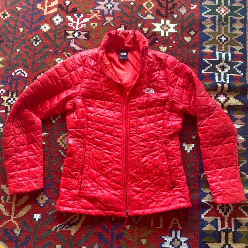 The North Face Thermoball jacket Size Small